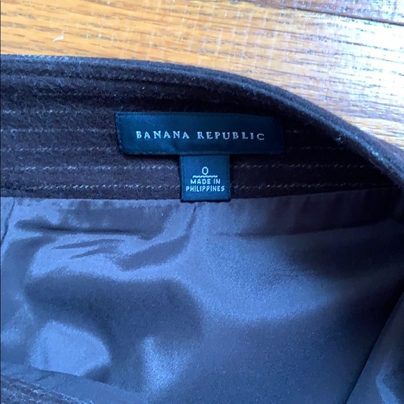 Banana Republic pinstripe wool skirt - Picture 4 of 8